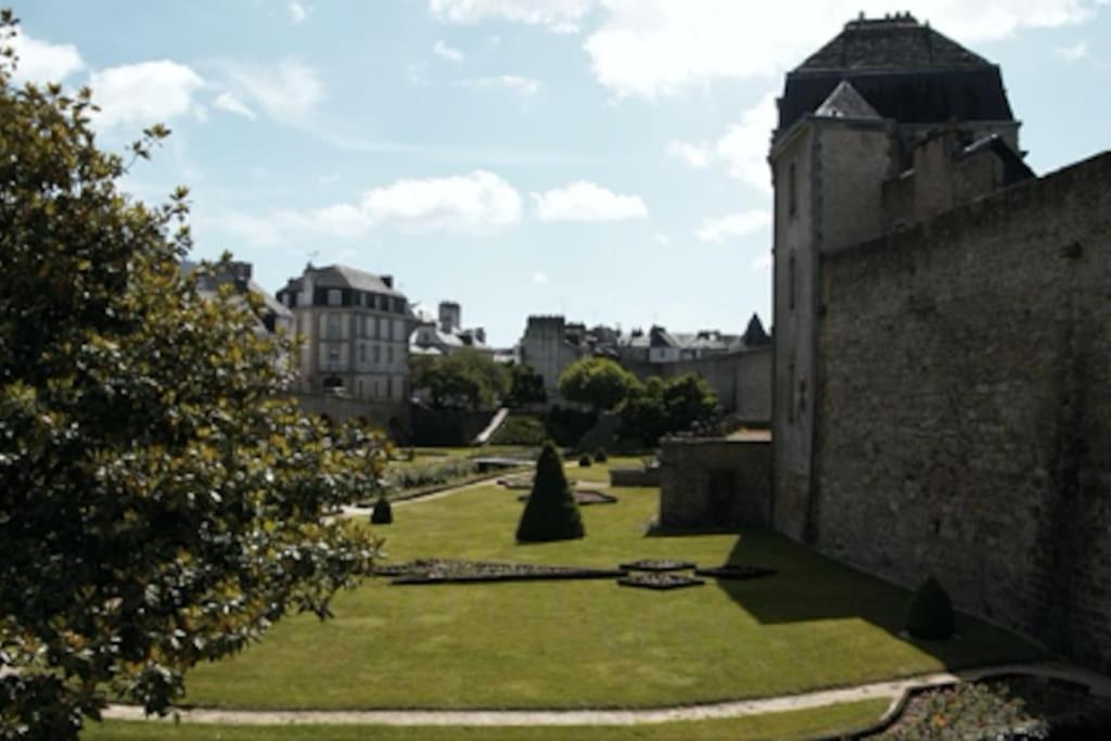 Appartement T2 Cosy Proche Centre Ville Vannes Exterior photo